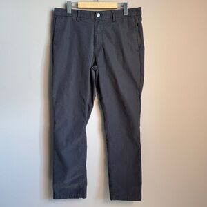 Old Navy Ultimate Tech‎ Mens Slim Chino Pants Gray Tag: 33x30 Utility Outdoor